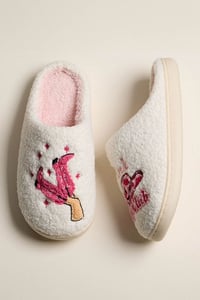 Image 3 of Pink Pint Slippers 