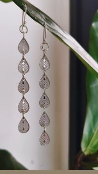 Image 2 of 'Wai Droplets' in Silver