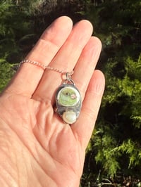 Image 1 of Green Bird and Pearl necklace 