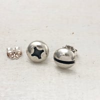 Image 2 of round screw earrings