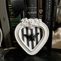 Xylocopa latipes Carpenter Bee - Heart Frame - Stripes