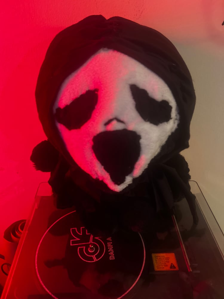 Image of Ghost face Gibbie 