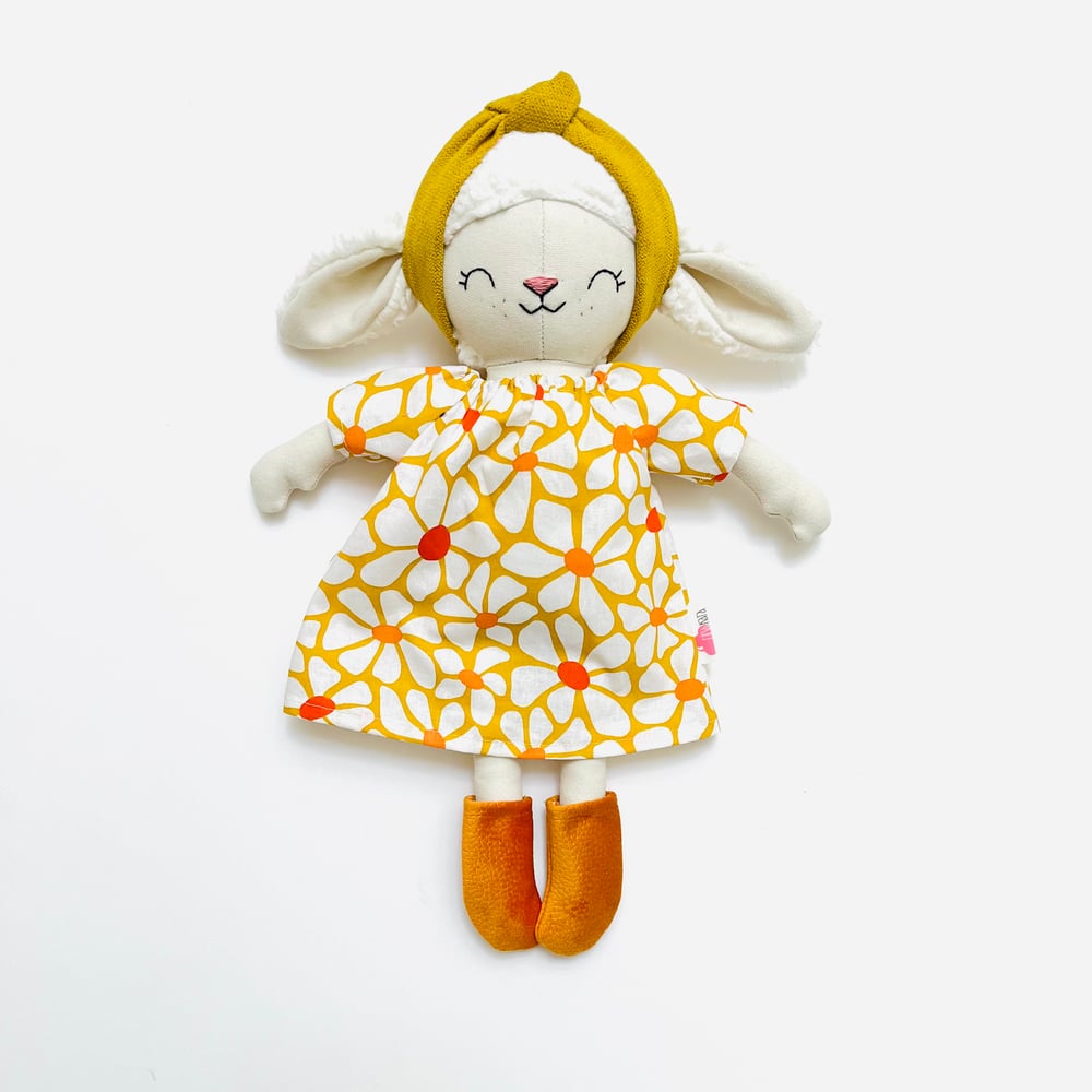 Image of • e l d a • j u l k a • 