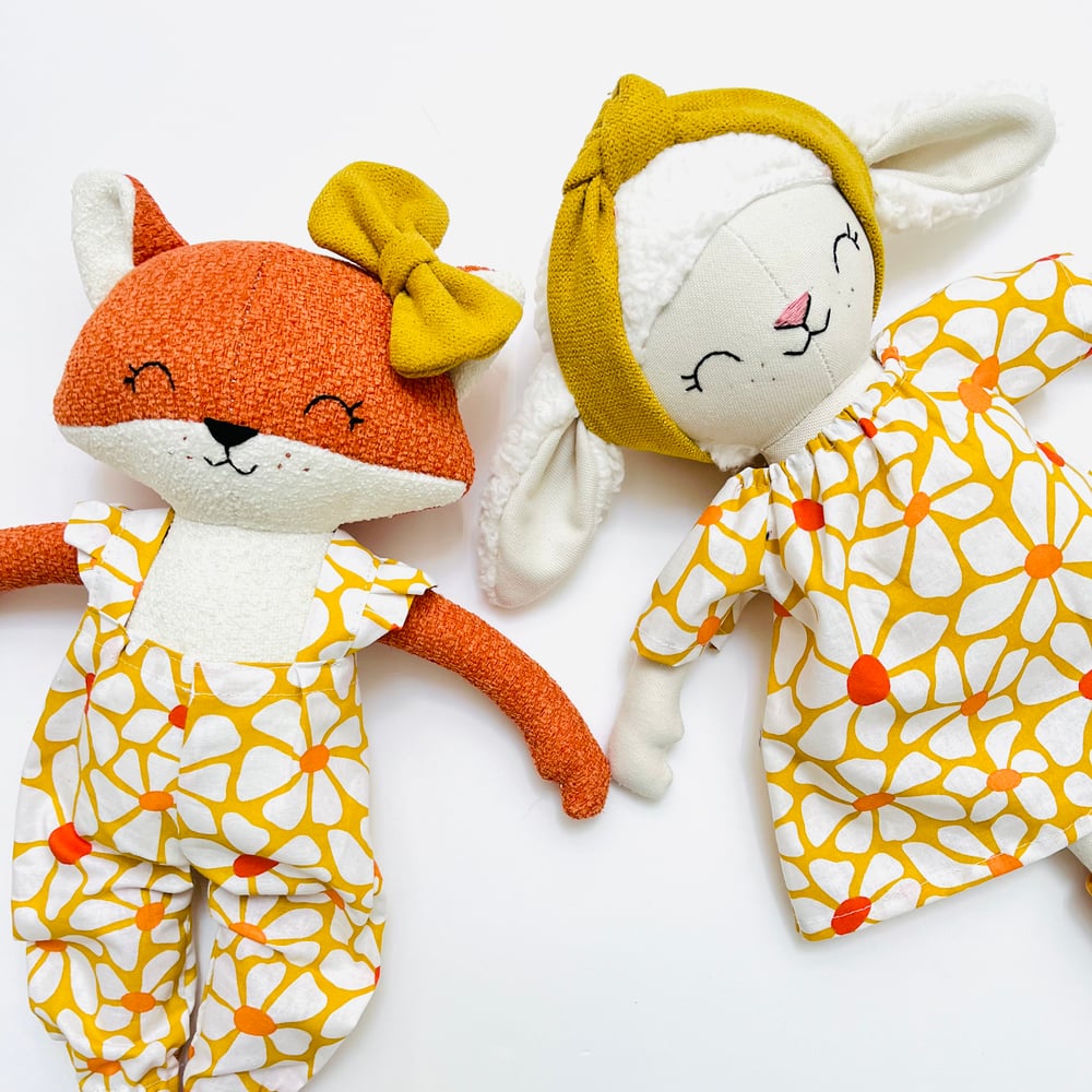 Image of • e l d a • j u l k a • 