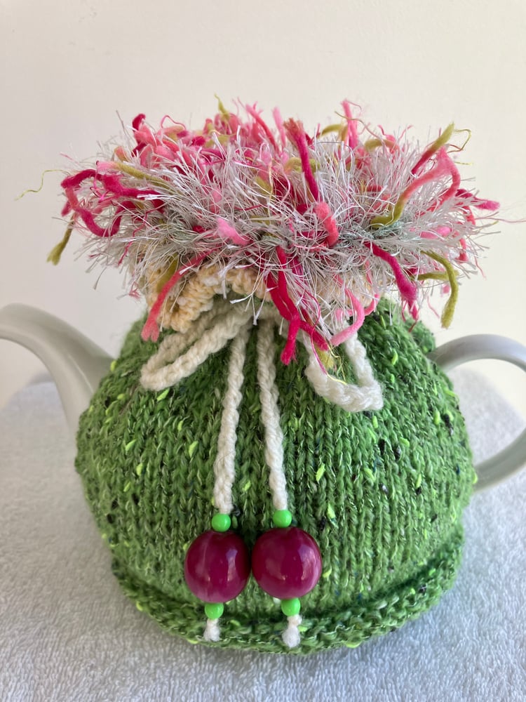 Image of medium BRIGHT GREEN Go On! tea cosie