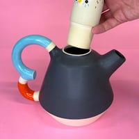 Image 4 of Tea-pote 2
