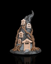Image 4 of Witchstead Haunted Hat House Lamp: Spooky Halloween Table Decor