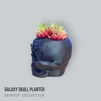 Image 9 of Mini Marble Skull Planter