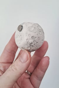 Image 3 of Mini Luna Fridge Magnet Vases