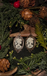 Gothic cameo