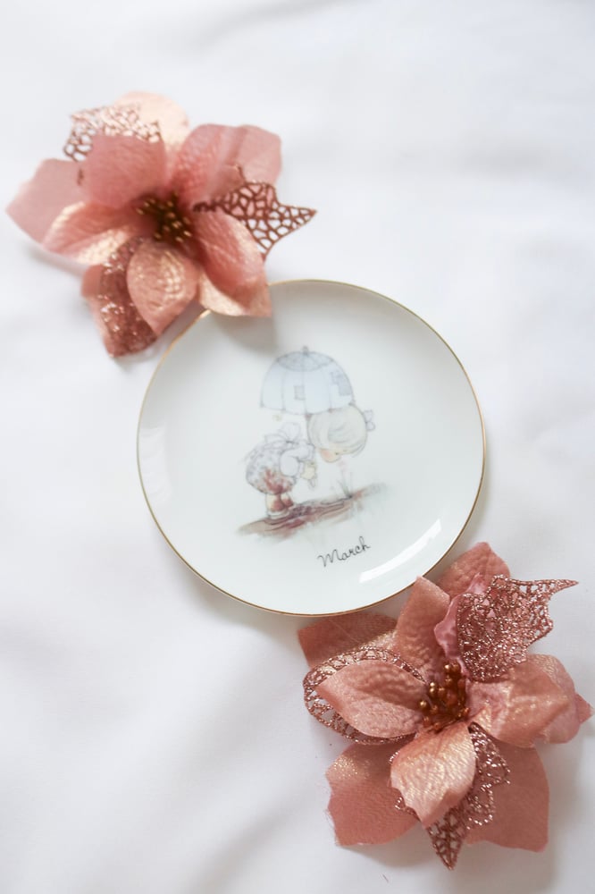 Image of Vintage 1983 Precious Moments March Collectors Plate