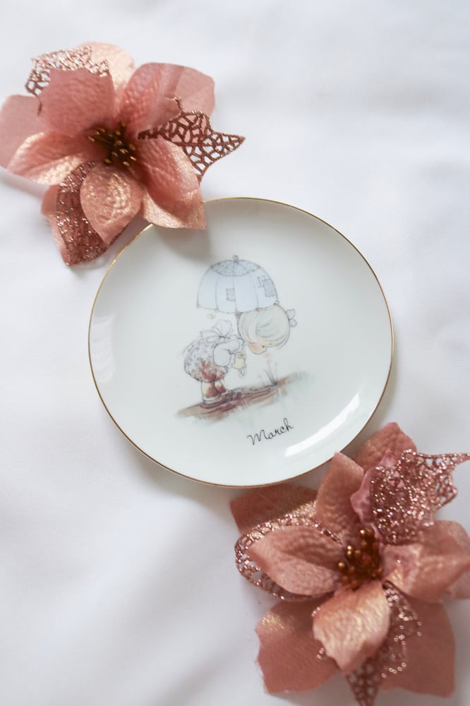 Image of Vintage 1983 Precious Moments March Collectors Plate