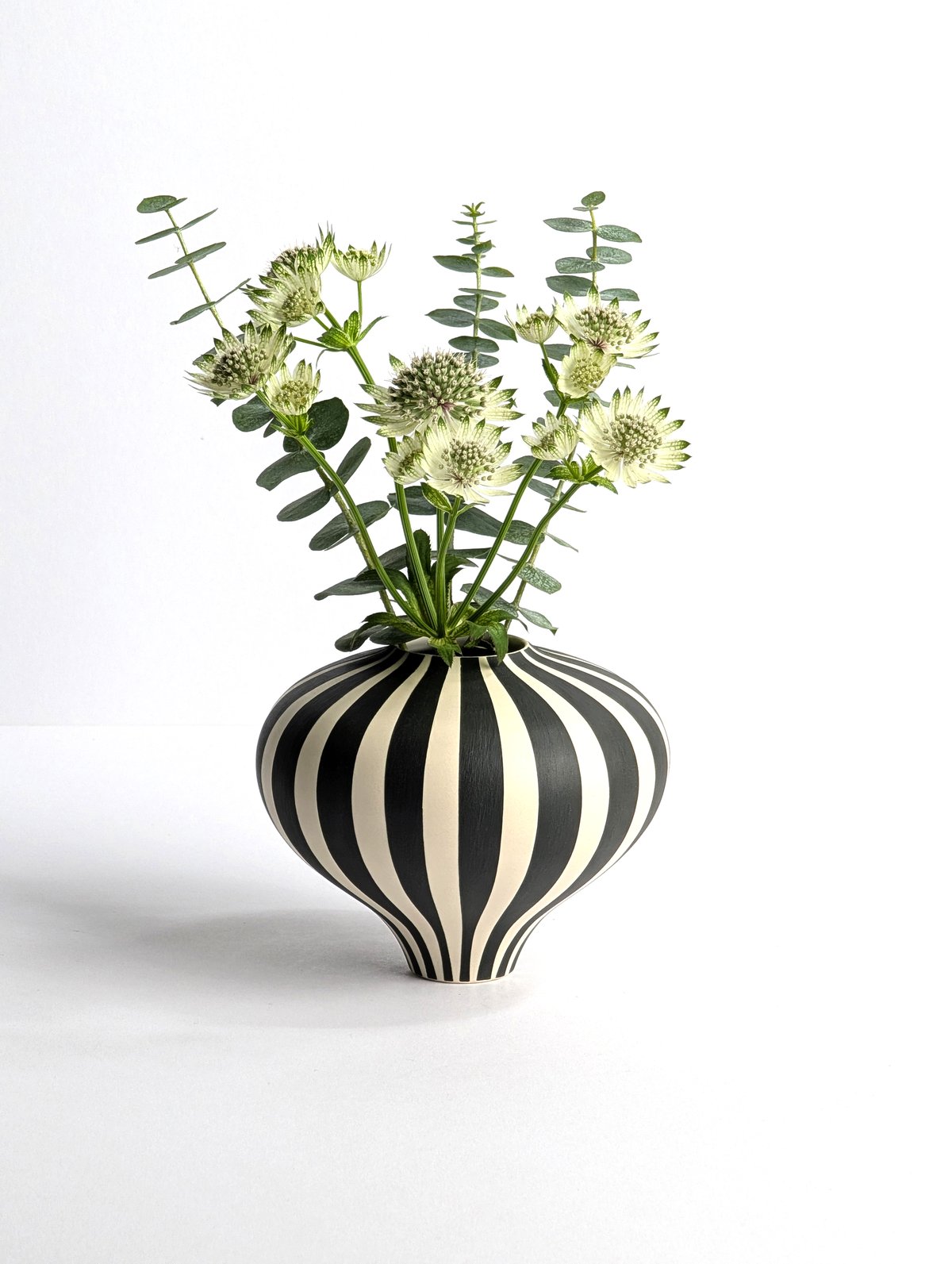 Image of Midi Black & White Humbug Vase