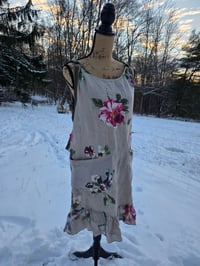 Image 5 of Upcycled Linen Crossover Apron- Posies on Natural Flax