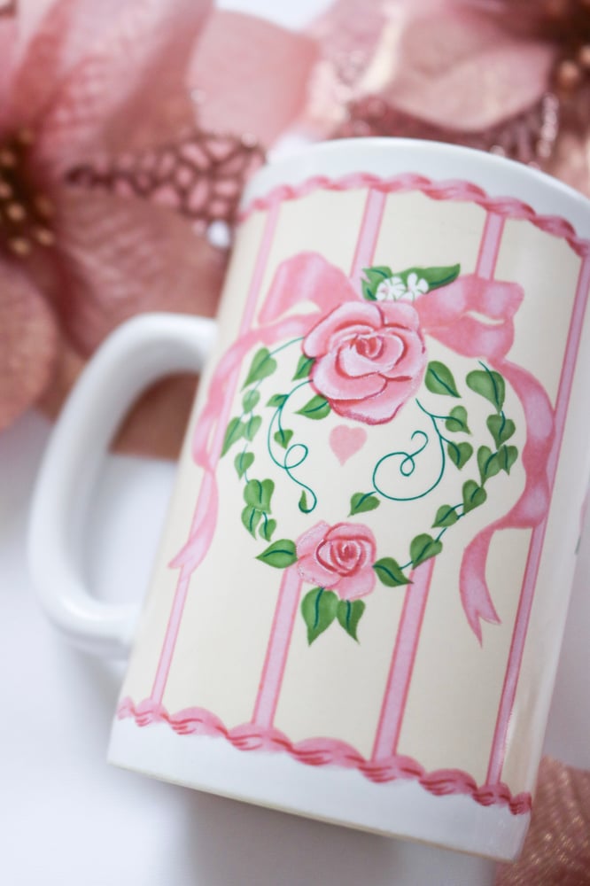 Image of ADORABLE Russ Berrie and Co Rose and Bow Mug 