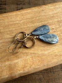 Image 8 of Brass Blue Kyanite stone earrings / n14