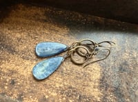 Image 11 of Brass Blue Kyanite stone earrings / n14