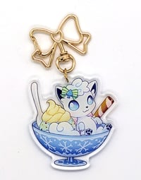 Image 2 of Alolan Vulpix Acrylic Keychain