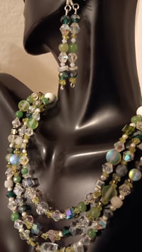 Image 11 of MULTI SHADED GREEN GEMSTONES BEADS, CHIPS AND CUBE BEADS SET