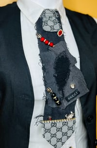 Image 3 of Handmade Gucci Women’s Patchy Necktie – Black & Light Gray, Rugged Edges
