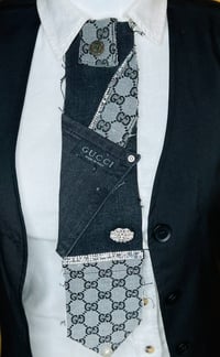 Women’s Black & Light Gray Necktie – Rugged Edges with a Touch of Bling