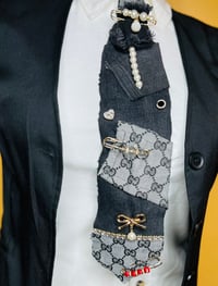 Image 2 of Handmade Gucci Women’s Necktie – Black & Light Gray, Rugged Edges