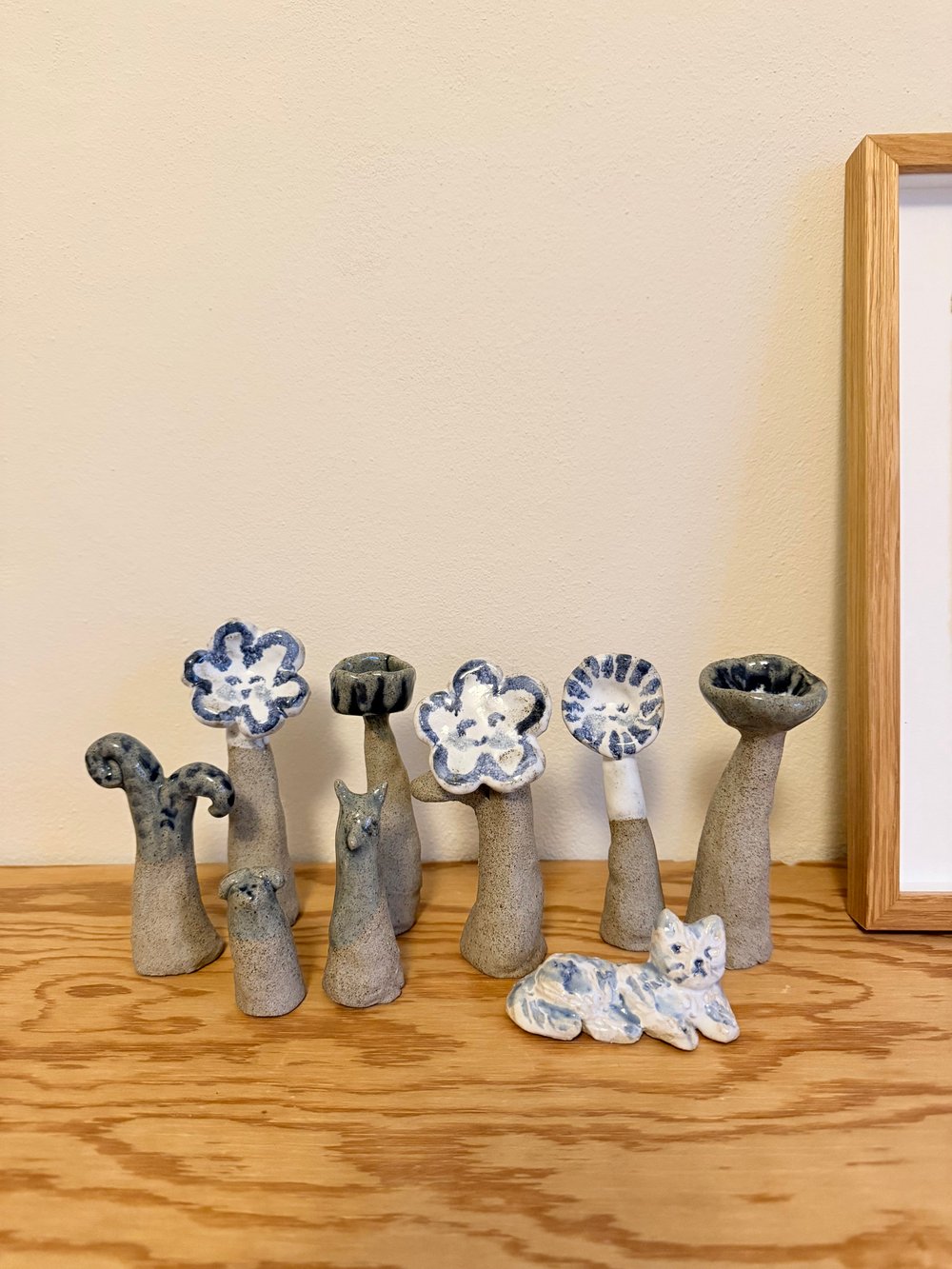 11 lille figur i stentøj 