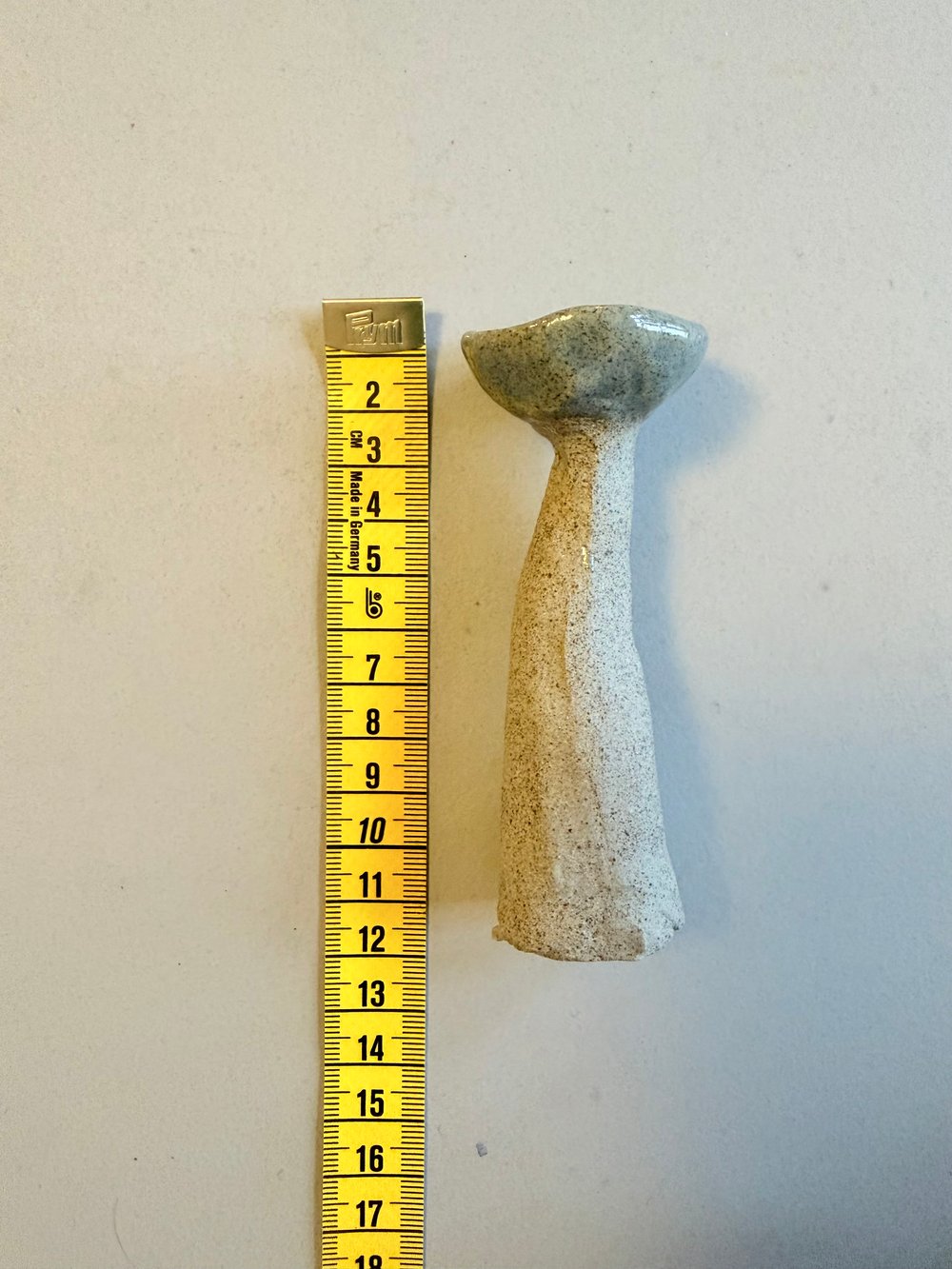 12 lille figur i stentøj 