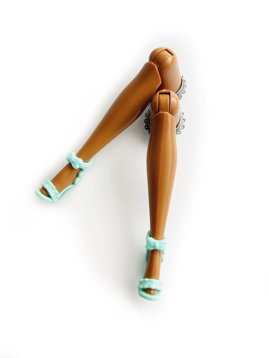 Image of Legs Crossed Brooch - Butterscotch with Aqua High Heels