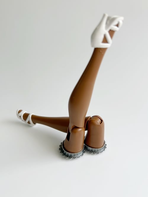 Image of Legs Crossed Brooch - Chocolate with White High Heels