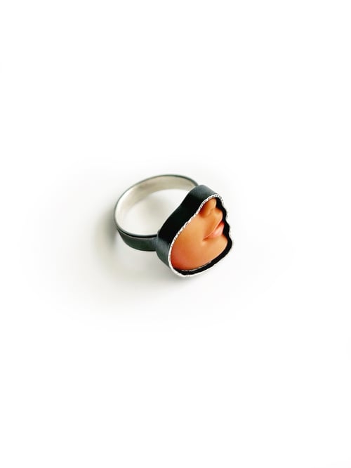 Image of Profile Smile Adjustable Ring - Peach