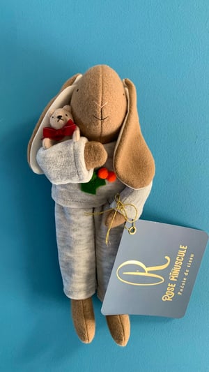 Image of Grande Aurélia et son pyjama de Noël