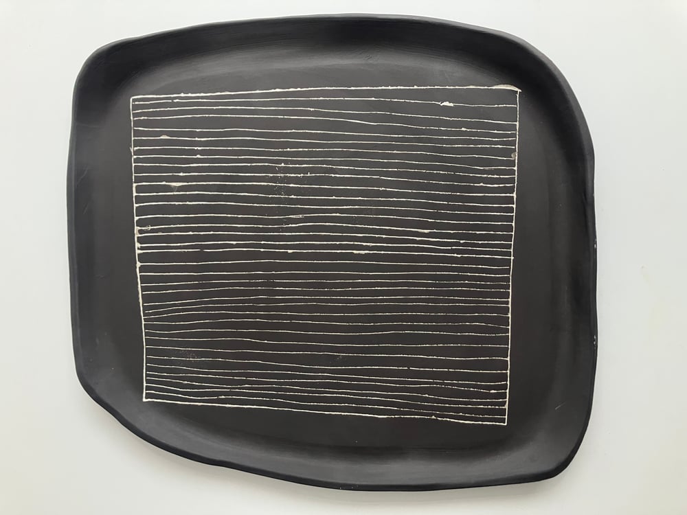 Image of black stoneware platter 2