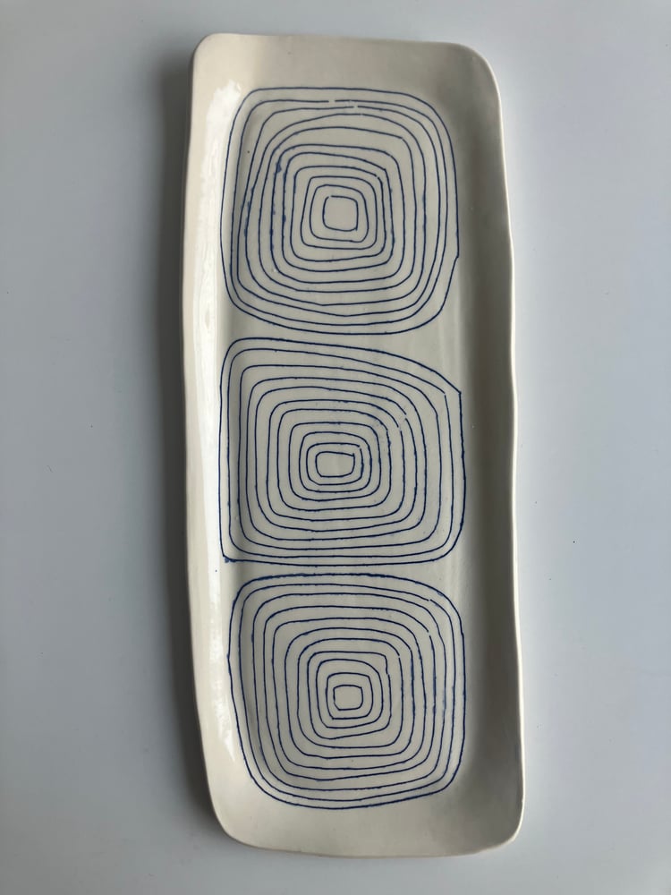 Image of long blue lines platter