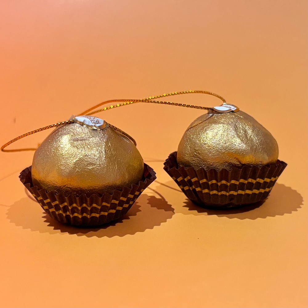 Image of Ceramic Ferrero Rocher 