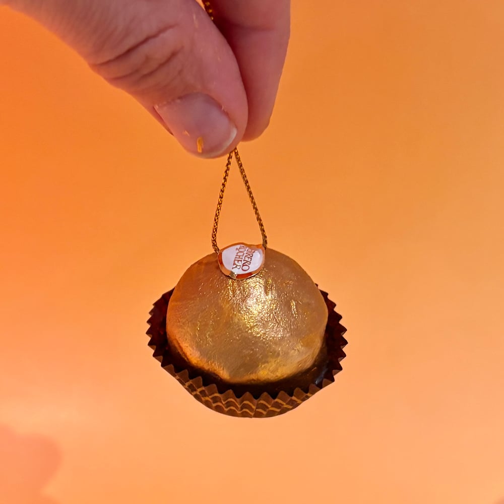 Image of Ceramic Ferrero Rocher 