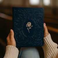 Image 3 of NLT Hosanna Revival Note Taking Versailles Bible