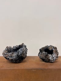 Image 2 of Textured finish ceramic teabowl 2