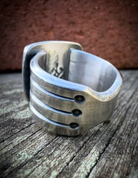 Image 5 of WL&A Handmade Heavy Ingot Cuatro Patagonia Turquoise Ring - Size 9