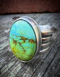 Image 3 of WL&A Handmade Heavy Ingot Cuatro Patagonia Turquoise Ring - Size 8.5