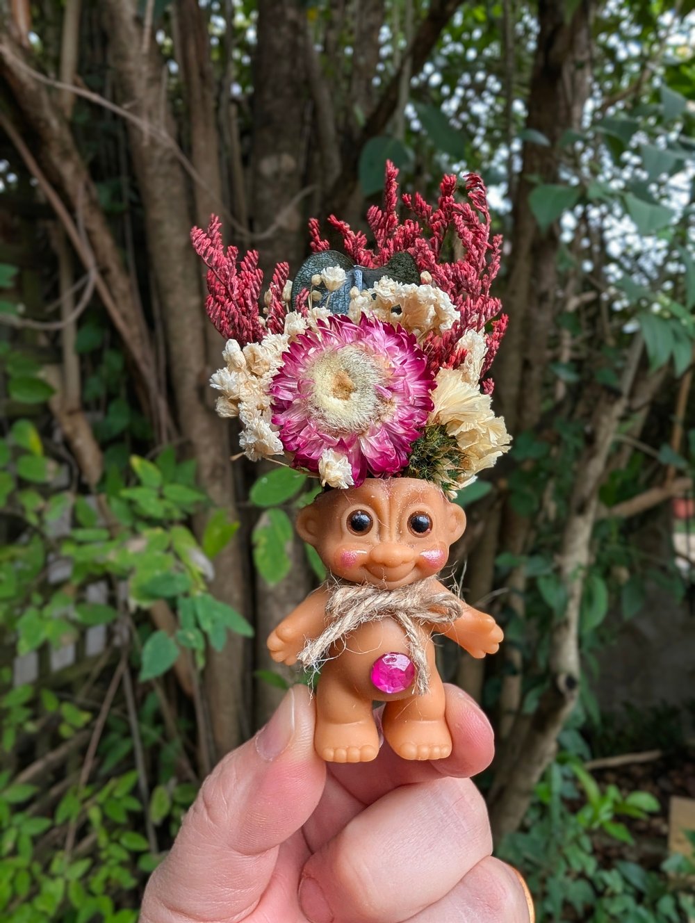 Dark Pink Flower Bouquet Troll 3.5"