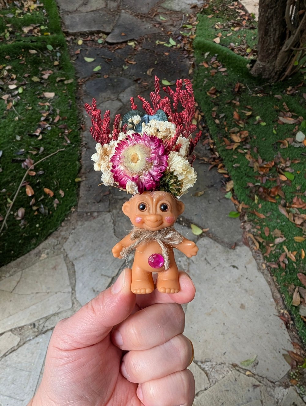 Dark Pink Flower Bouquet Troll 3.5"