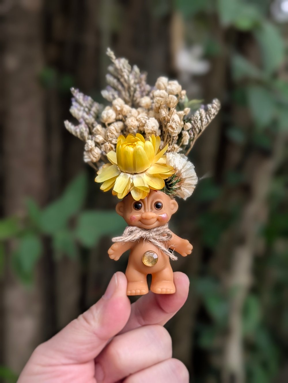 Yellow Flower Bouquet Troll 3.5"