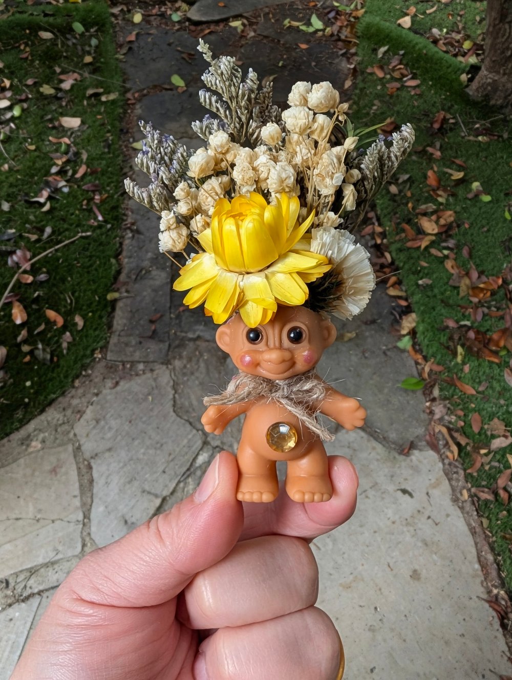 Yellow Flower Bouquet Troll 3.5"