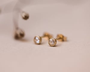 Image of 18ct Gold 3mm Rose-Cut Diamond Stud Earrings milled edges 