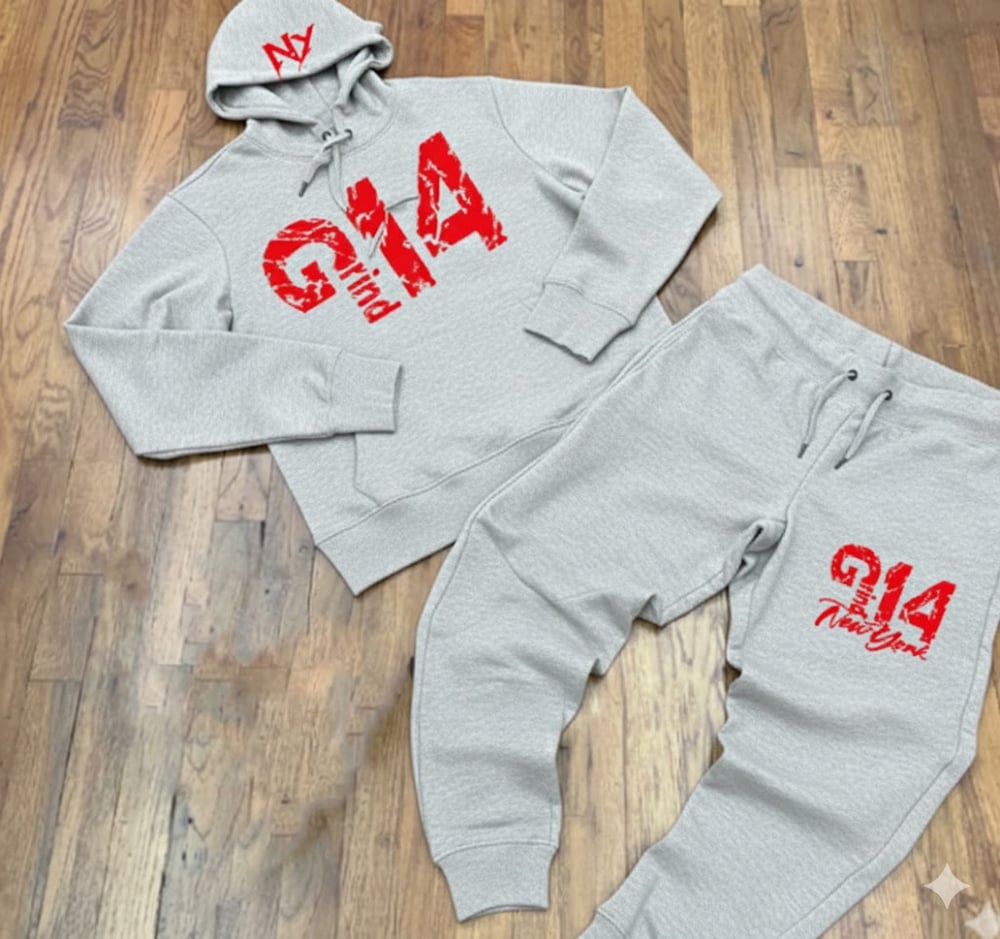 Image of EXCLUSIVE BLACK/RED & GREY/RED SWEATSUIT