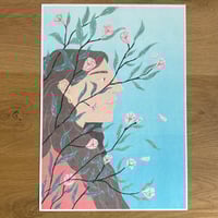 Image 1 of Derrière les branchages ​ 🌸​