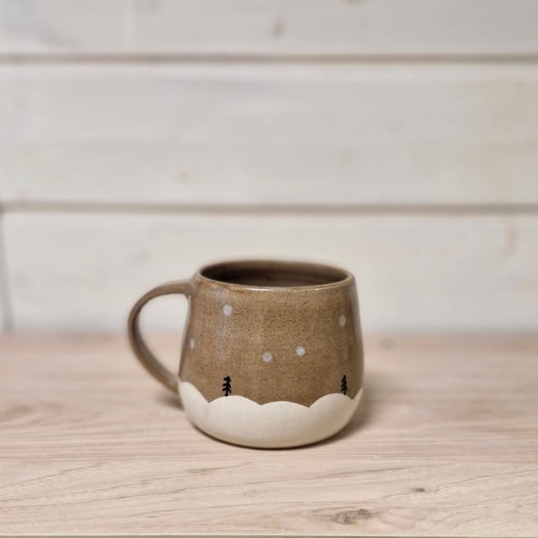 Image of Tasse à chocolat Sapins marron