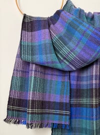 Image 2 of Lewik (Lion Cub)