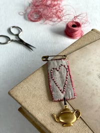 Pink Heart & Tea Pot Brooch 
